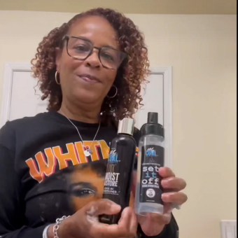 How to refresh your hair mid-week to maintain your natural curls